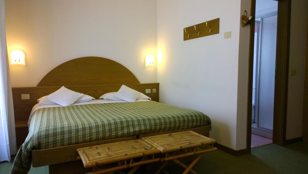 La Felce Bed & Breakfast Carisolo Pokoj fotografie