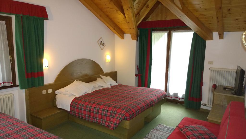 La Felce Bed & Breakfast Carisolo Pokoj fotografie